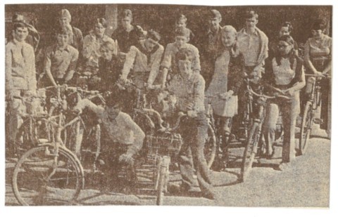 Participants au rallye-vélo de 1971